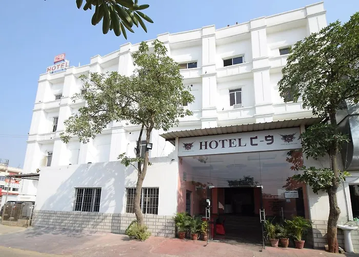 Oyo Flagship 24936 Hotel C-9